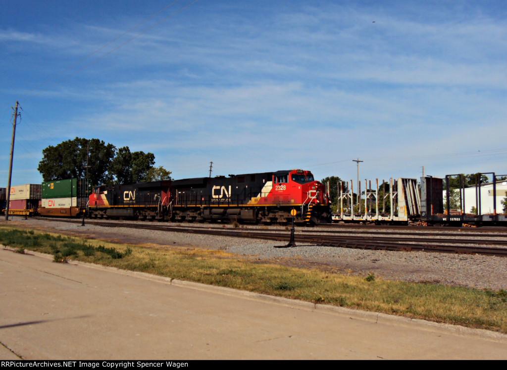 CN 2328